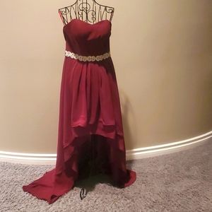 EVENING/BRIDAL/FORMAL/QUINCEAÑERA